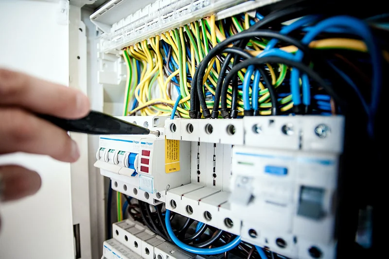 Électricité générale - Multi-Reno BV